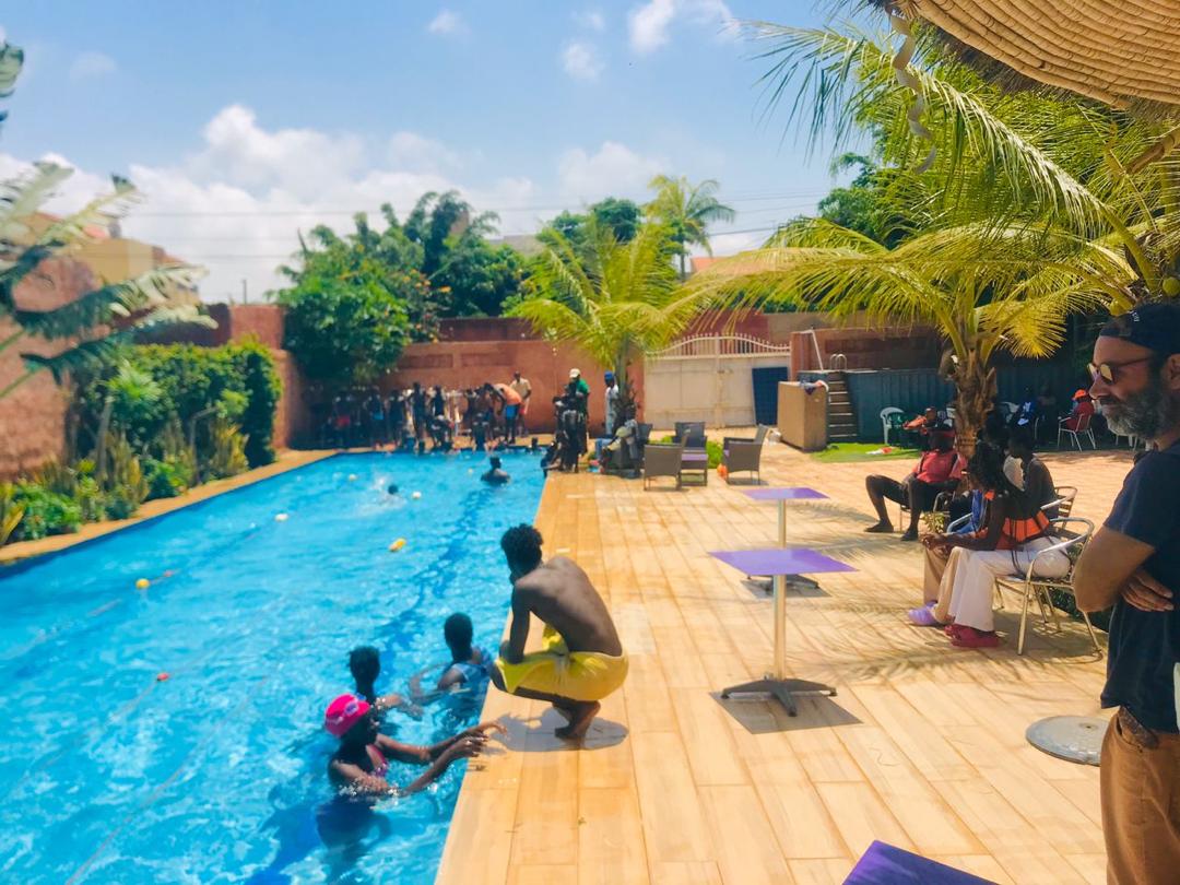 Compétition des jeunes à la piscine du Centre Médico Sportif Léopold Sedart Senghor de Saly Portudal